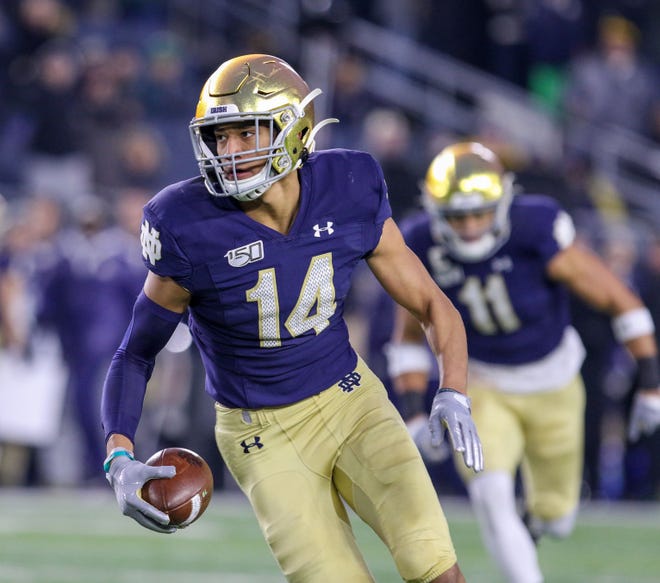 Notre Dame safety Kyle Hamilton took advantage of the NCAA's new name, image and likeness policy on Thursday by making a paid promotion of the YOKE app on his Instagram account shortly after midnight. Photo: Chad Weaver, South Bend Tribune